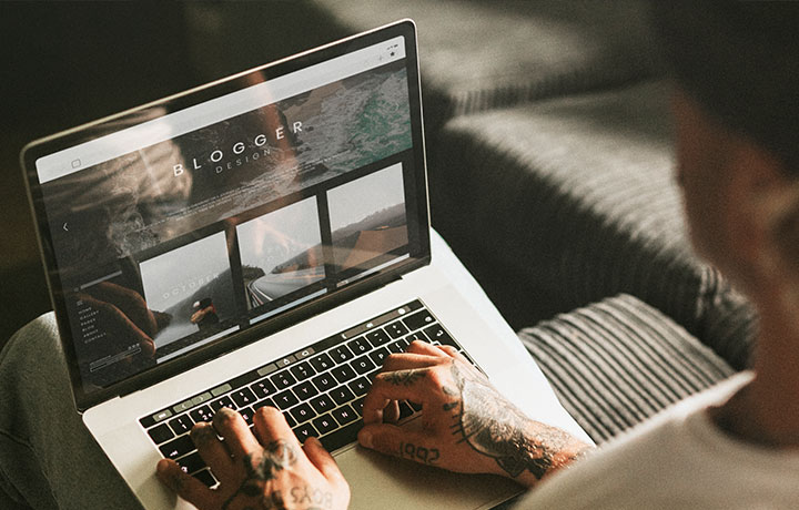 website blogger